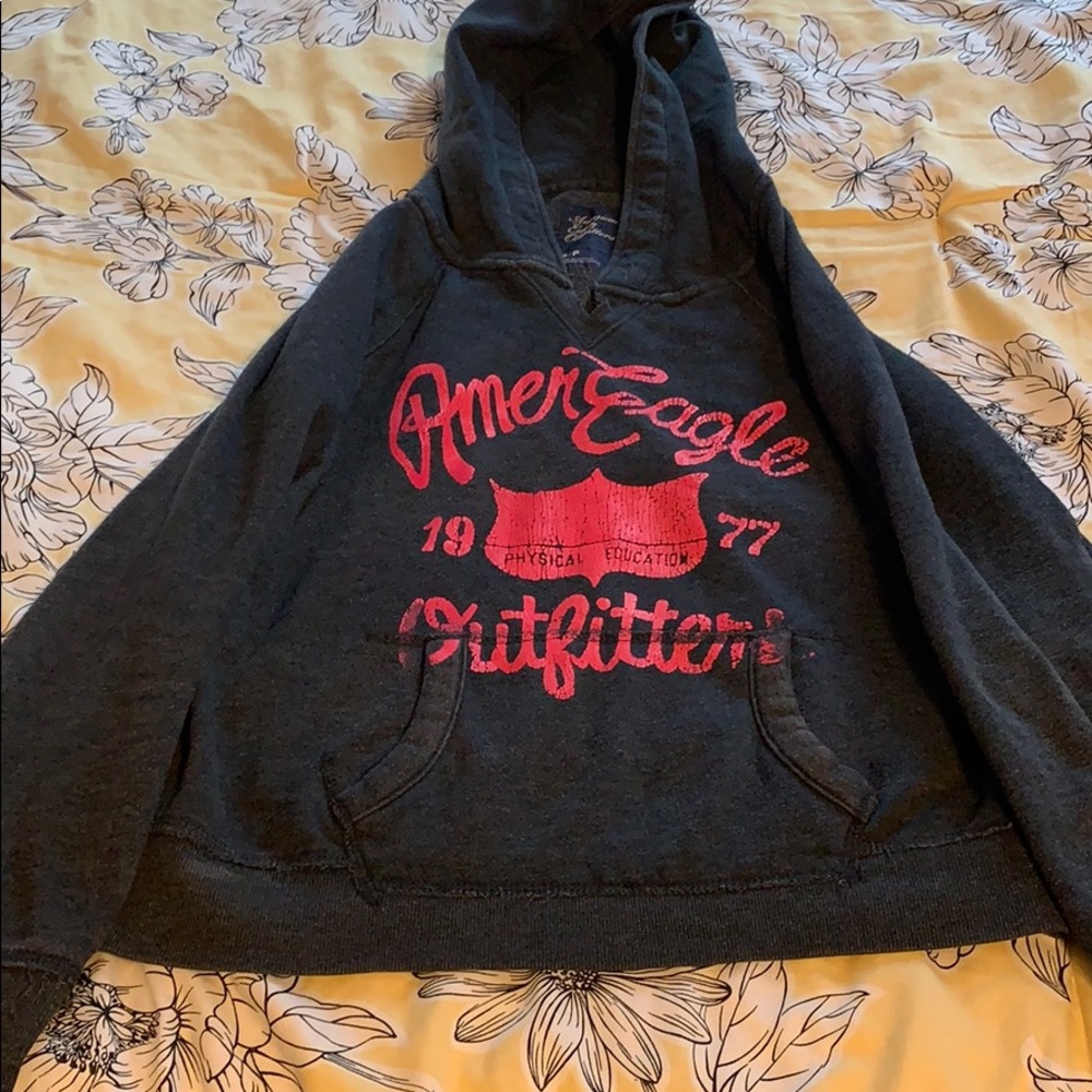 AE hoodie size S